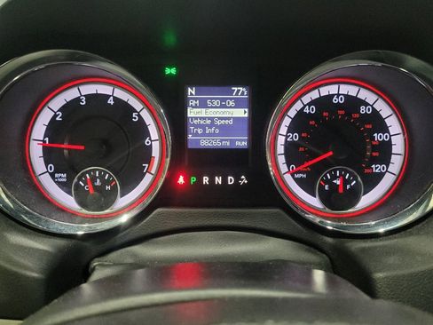 Used 2019 Dodge Grand Caravan GT FWD image 23