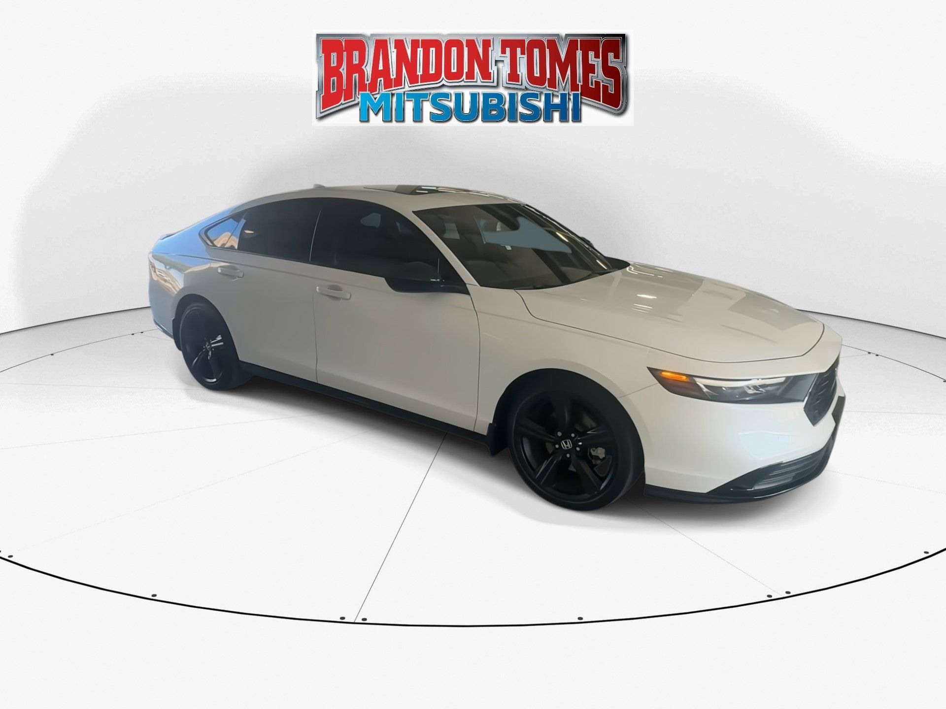 Used 2024 Honda Accord Sport image 4