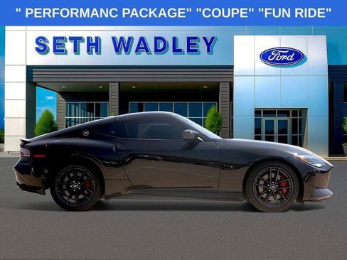 Used 2024 Nissan Z Performance w/ Floor Mat Package image 2