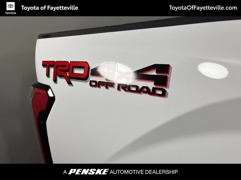 Certified 2025 Toyota Tundra Limited AWD/4WD image 5