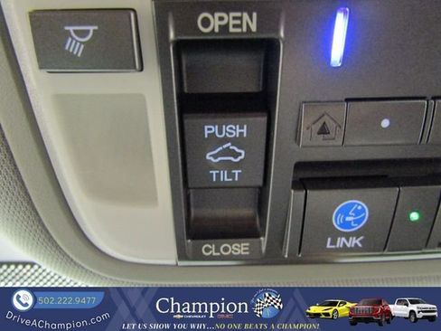 Used 2015 Acura TLX w/ Technology Package FWD image 34