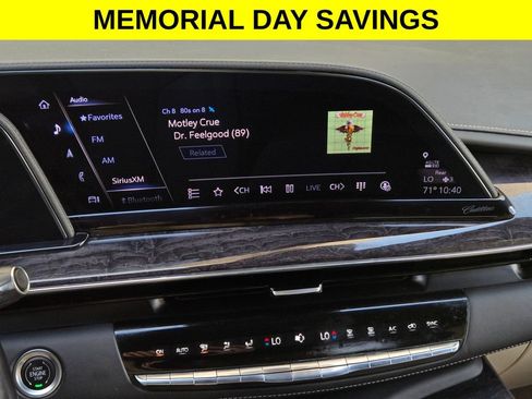 Used 2023 Cadillac Escalade Premium Luxury w/ Performance Package AWD/4WD image 18