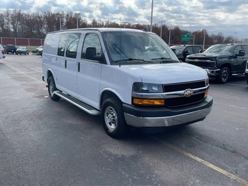 Used 2024 Chevrolet Express 2500 w/ Driver Convenience Package image 2