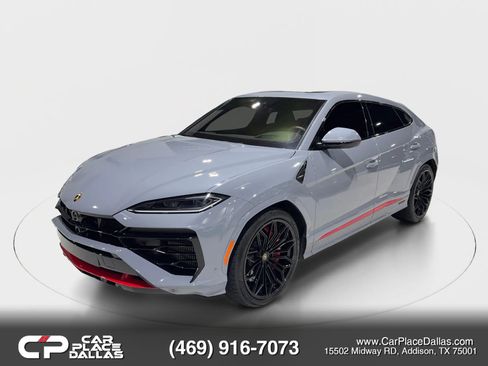 Used 2025 Lamborghini Urus SE AWD/4WD image 6