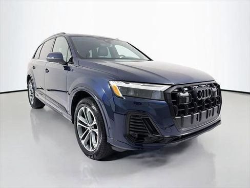 Used 2025 Audi Q7 2.0T Premium w/ Convenience Plus Package AWD/4WD image 1