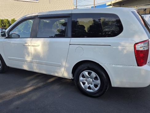 Used 2006 Kia Sedona LX FWD image 12