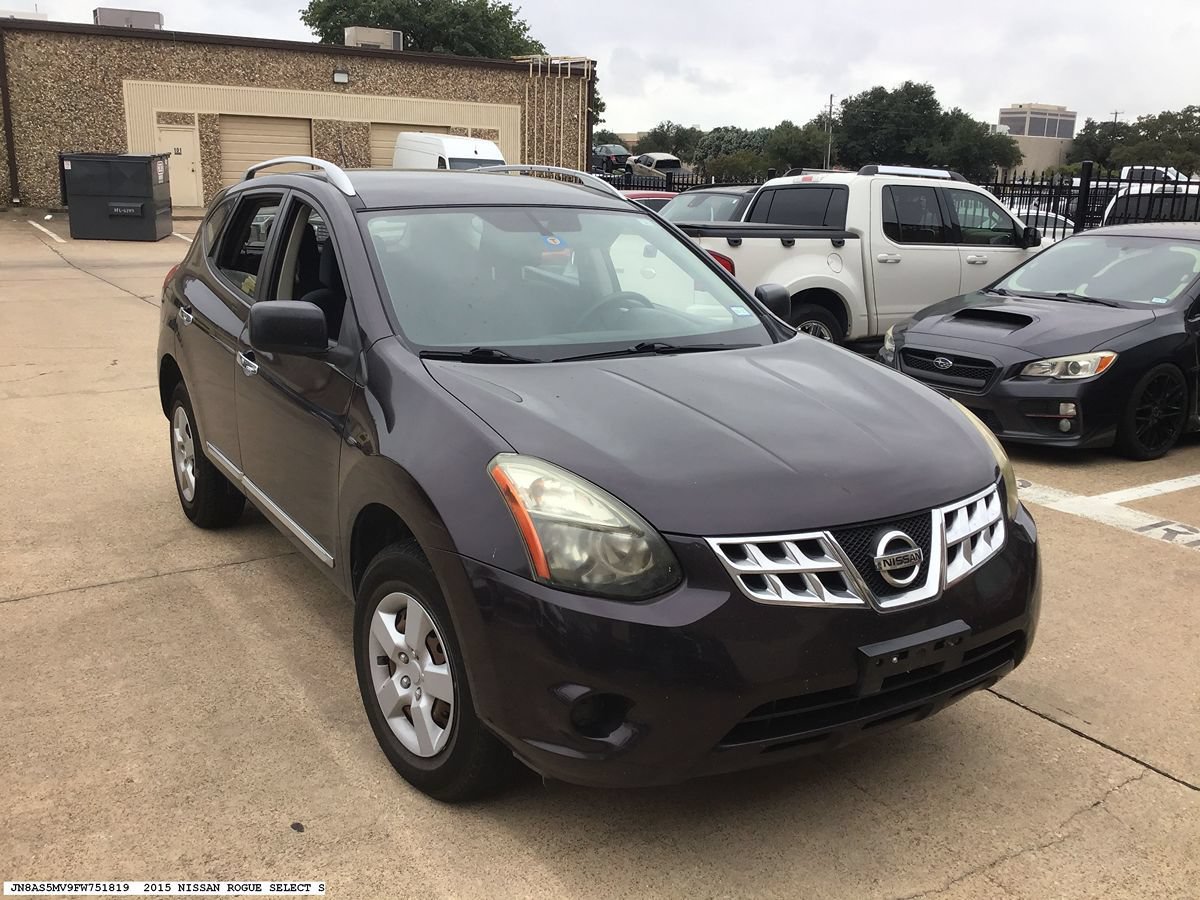 Used 2015 Nissan Rogue S w/ Convenience Package AWD/4WD image 4