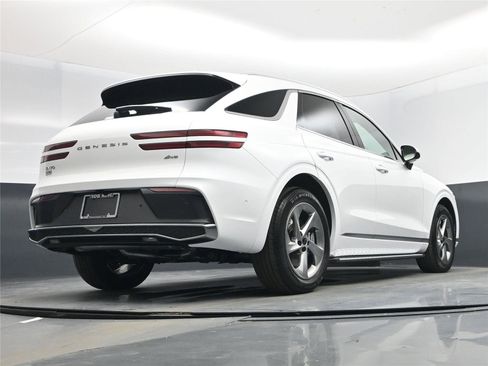 New 2026 Genesis GV70 2.5T Advanced image 22