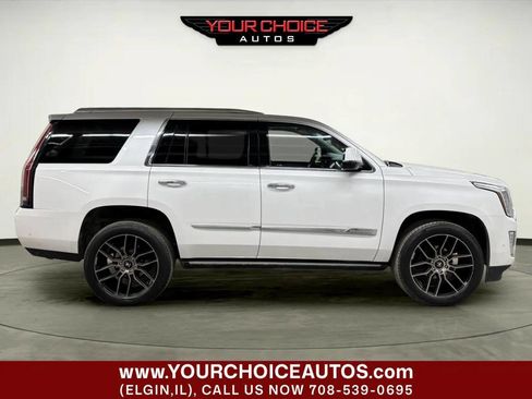 Used 2017 Cadillac Escalade Premium Luxury image 6