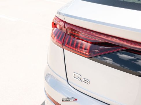 Used 2019 Audi Q8 Prestige AWD/4WD image 47