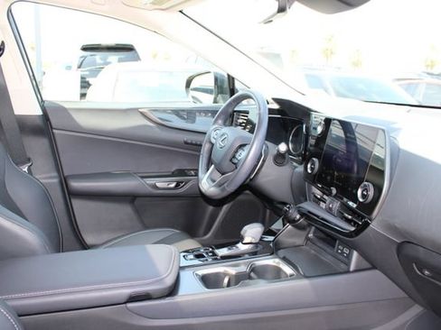 Certified 2025 Lexus NX 250 FWD w/ Premium Package image 5