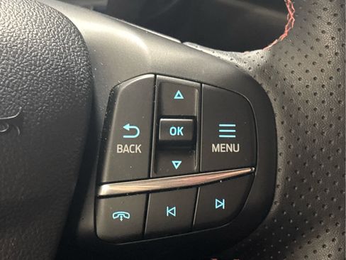 New 2025 Ford Escape ST-Line Elite image 30