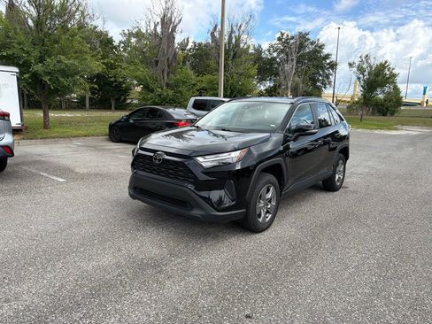 Used 2024 Toyota RAV4 XLE FWD image 1