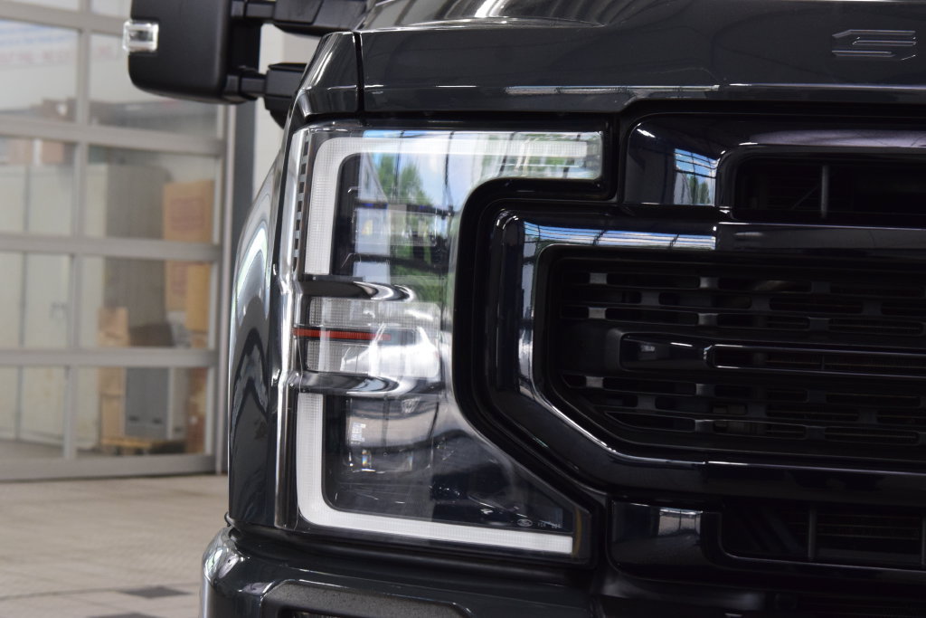 Used 2021 Ford F250 4x4 Crew Cab Super Duty image 11