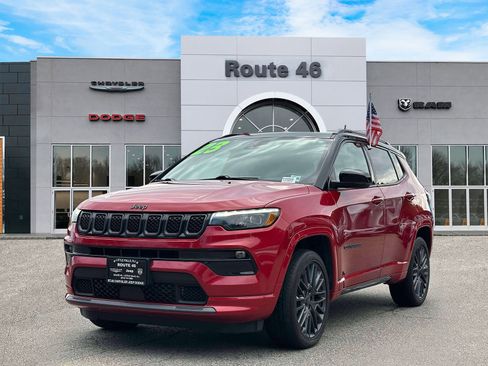 Used 2023 Jeep Compass High Altitude AWD/4WD image 2