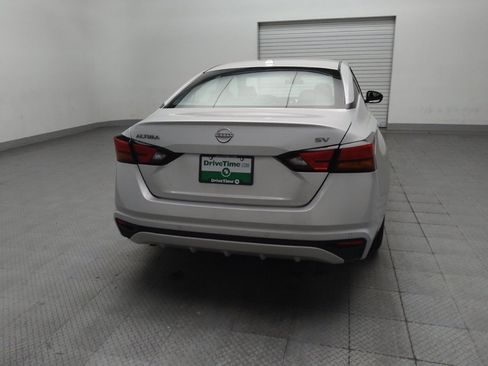 Used 2024 Nissan Altima 2.5 SV FWD image 7