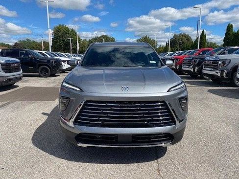 New 2026 Buick Enclave Preferred w/ Power Package image 10