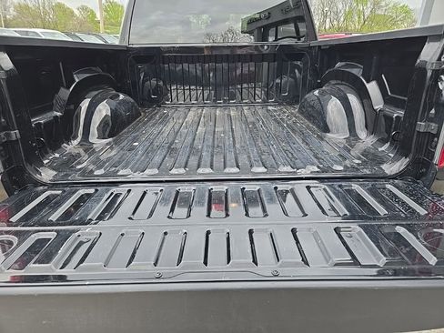 Used 2023 RAM 1500 Laramie AWD/4WD image 24