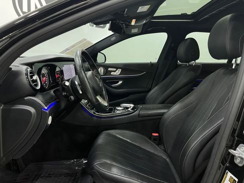 Used 2017 Mercedes-Benz E 300 4MATIC image 13