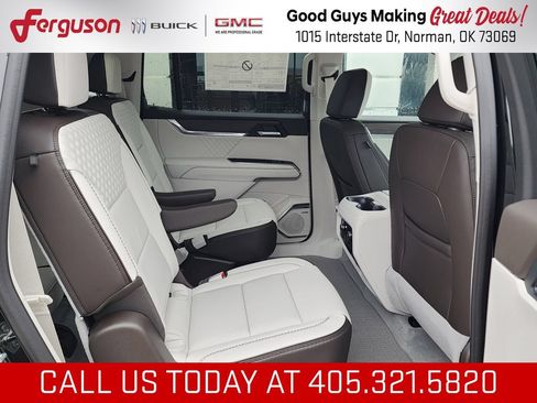 New 2026 GMC Acadia Denali w/ Super Cruise Package AWD/4WD image 48
