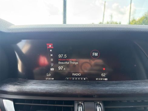 Used 2019 Alfa Romeo Stelvio w/ Nero Edizione RWD image 16