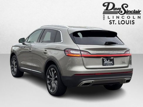 Used 2023 Lincoln Nautilus Reserve FWD image 5