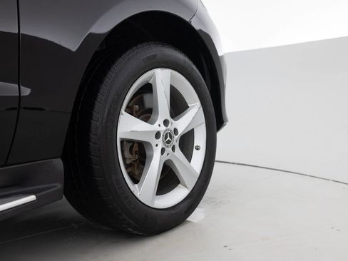 Used 2019 Mercedes-Benz GLE 400 4MATIC image 18