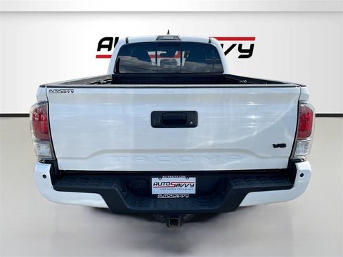 Used 2023 Toyota Tacoma TRD Off-Road w/ Advanced Technology Package image 6