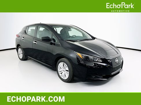 Used 2024 Nissan Leaf S image 1