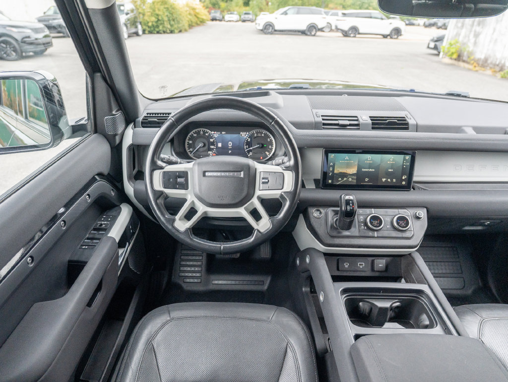 Used 2023 Land Rover Defender 110 SE AWD/4WD image 14
