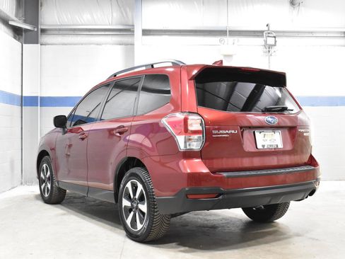 Used 2017 Subaru Forester 2.5i Premium image 24