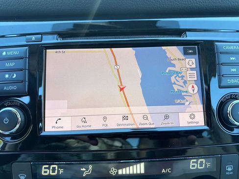 Used 2020 Nissan Rogue SL w/ Premium Package FWD image 27