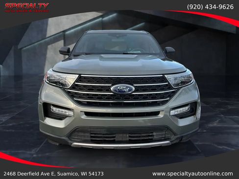 Used 2020 Ford Explorer XLT w/ Equipment Group 202A image 3