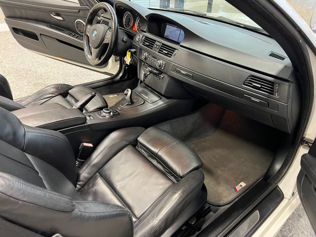 Used 2010 BMW M3 Convertible RWD image 20