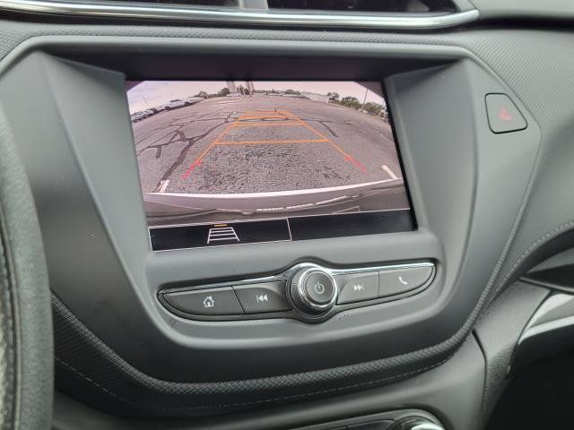 Used 2023 Chevrolet TrailBlazer LT FWD image 21
