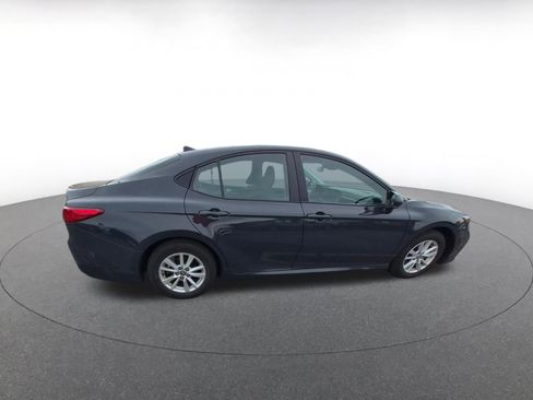 Used 2025 Toyota Camry LE image 7