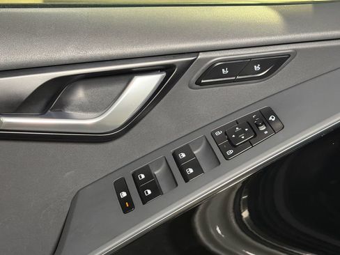 Certified 2023 Kia Niro Wave FWD image 21