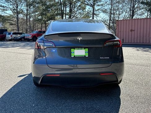 Used 2023 Tesla Model Y Performance image 6