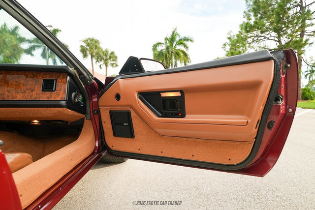 Used 1988 Chevrolet Corvette Convertible RWD image 47
