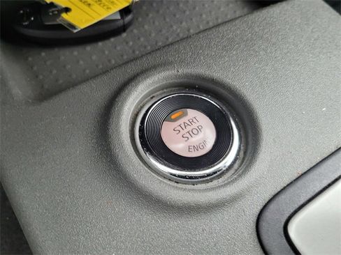 Used 2020 Nissan Frontier SV image 20