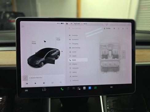 Used 2020 Tesla Model 3 Standard Range Plus RWD image 21