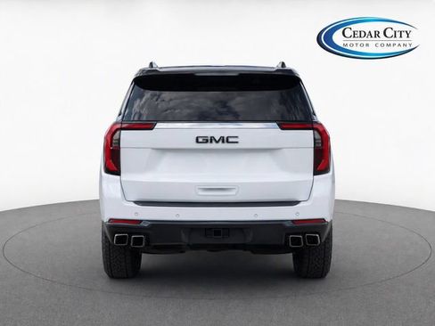 Used 2025 GMC Yukon XL AT4 w/ AT4 Premium Package AWD/4WD image 7