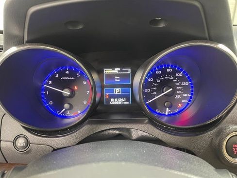 Used 2017 Subaru Outback 2.5i Limited w/ Popular Package #5 AWD/4WD image 15