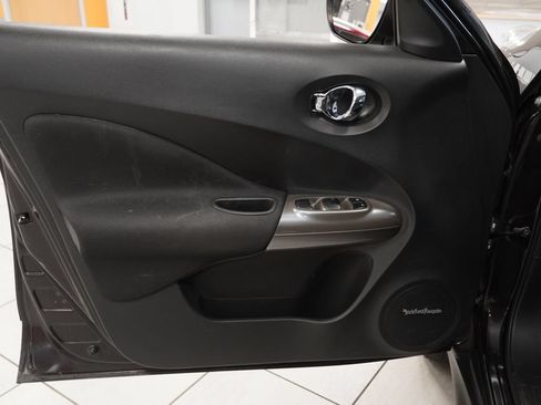 Used 2014 Nissan Juke SV w/ Navigation Package AWD/4WD image 17