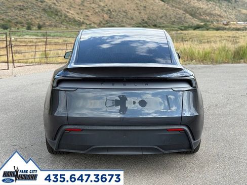 Used 2026 Tesla Model Y AWD image 4