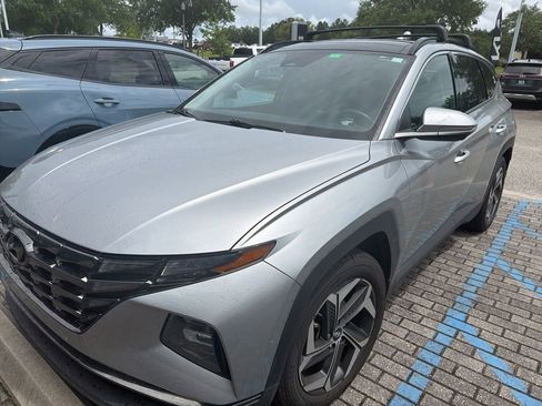 Used 2023 Hyundai Tucson Limited w/ Cargo Package FWD image 2