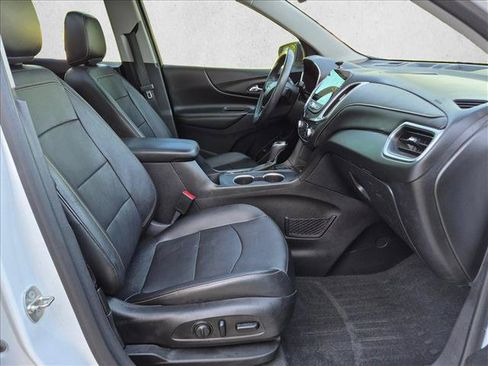 Used 2018 Chevrolet Equinox Premier AWD/4WD image 21