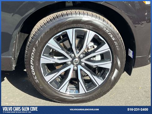Used 2025 Volvo XC60 B5 Core w/ Protection Package Premier image 8