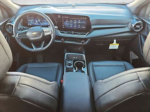 New 2026 Chevrolet Equinox LT w/ Convenience Package II image 15
