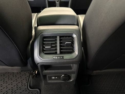 Used 2024 Volkswagen Tiguan SE R-Line AWD/4WD image 39